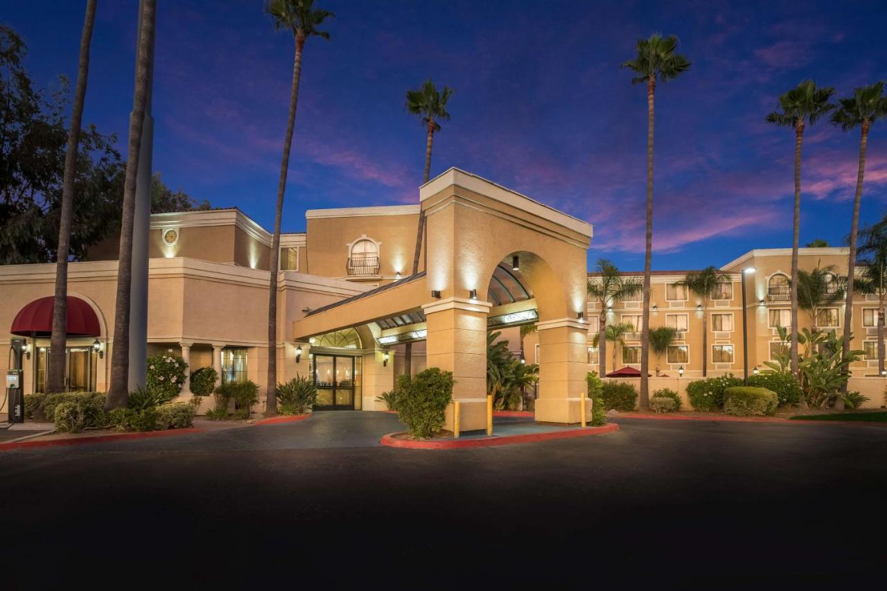Best Western Escondido Hotel מראה חיצוני תמונה