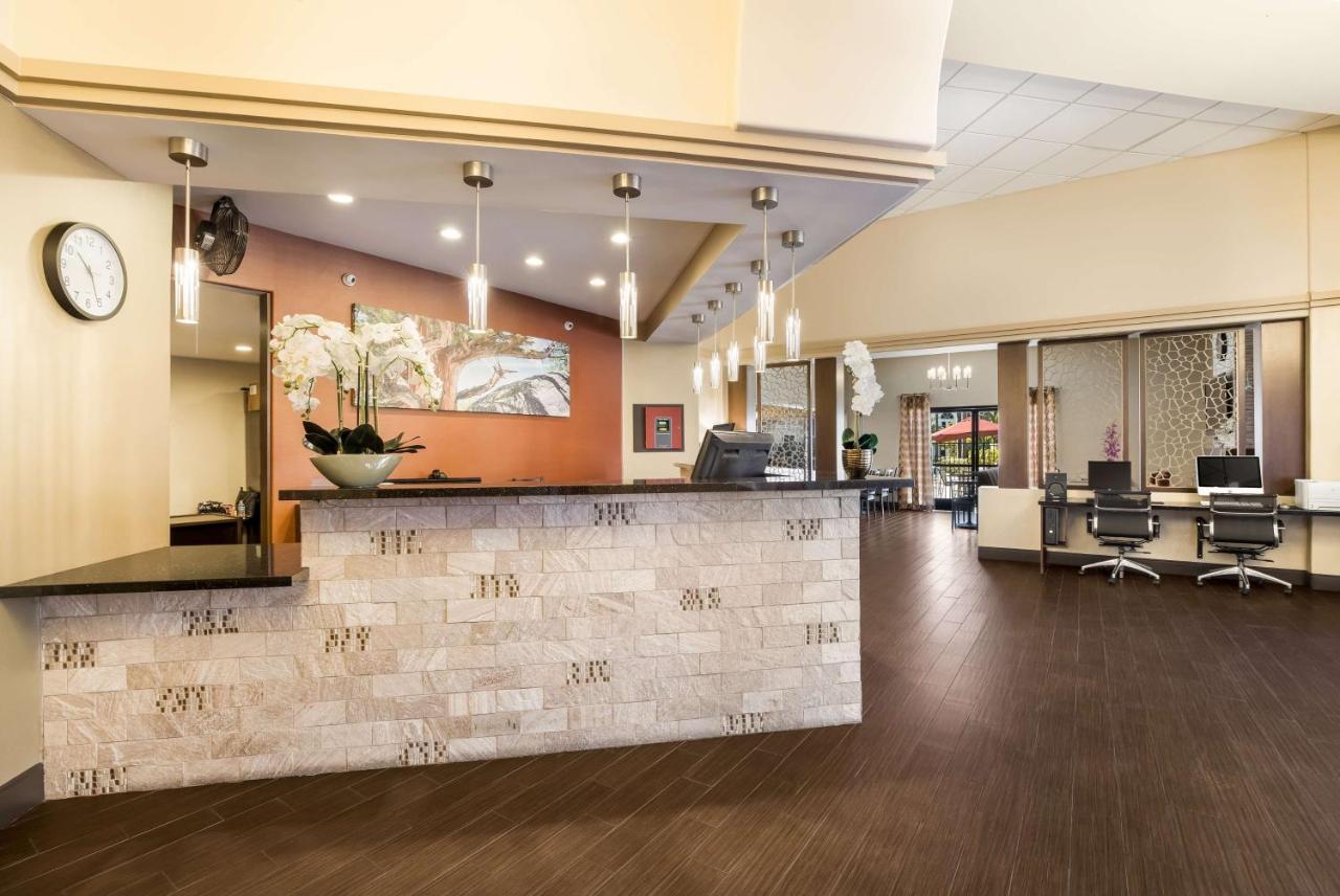 Best Western Escondido Hotel מראה חיצוני תמונה