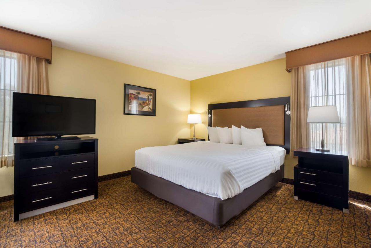 Best Western Escondido Hotel מראה חיצוני תמונה
